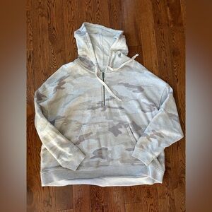 American Eagle Outfitters Cream Hoodie, very soft material!